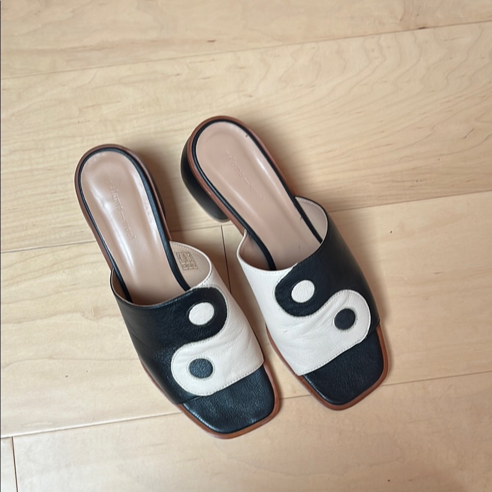 Paloma Wool Yin Yang Sandals